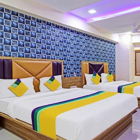 Itsy Hotels Rk Palace Vadodara Extérieur photo