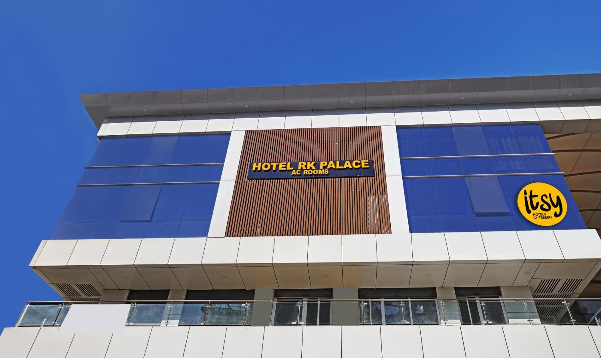 Itsy Hotels Rk Palace Vadodara Extérieur photo
